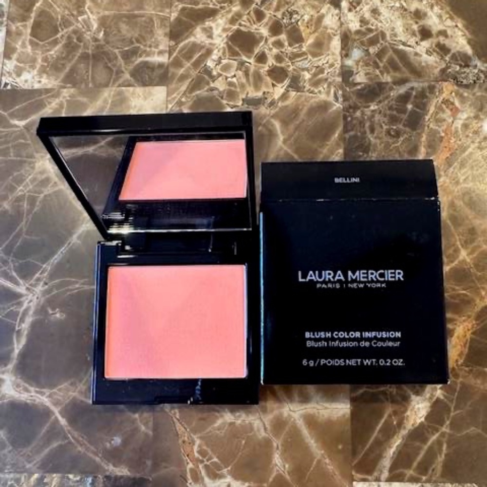 Laura Mercier Blush in Bellini